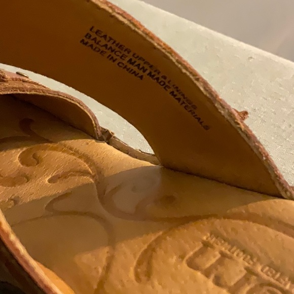 Born Leather Sandals - Picture 5 of 8